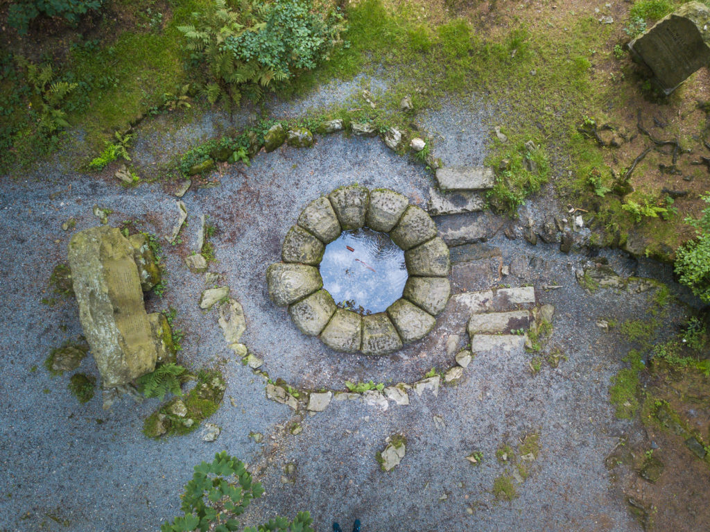 Die Quelle der Eger in Bad Weißenstadt von oben
