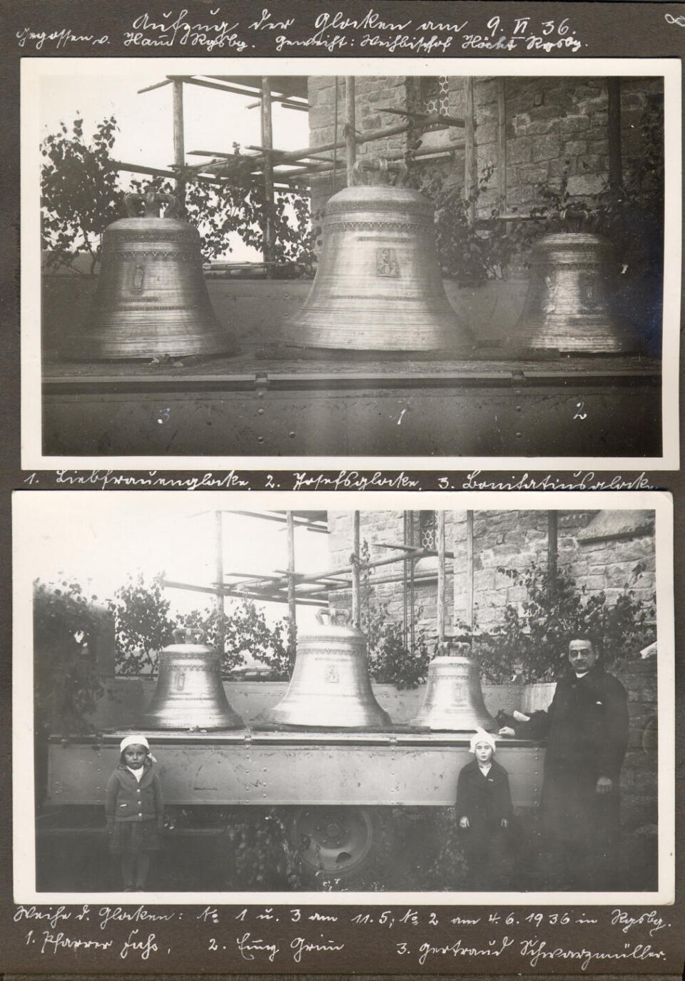 historische Ansicht der drei Glocken in der Katholischen Kirche